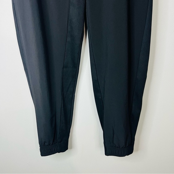 ATHLETA Brooklyn jogger lightweight pants size 6 - Picture 3 of 10